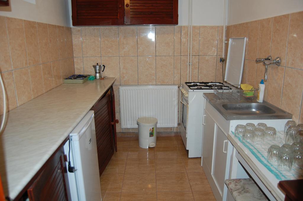 Appartement Csukavoelgyi Apartman à Visegrád Extérieur photo